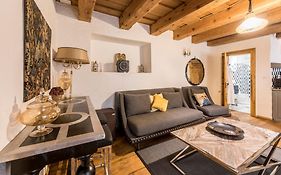 Casa Veche