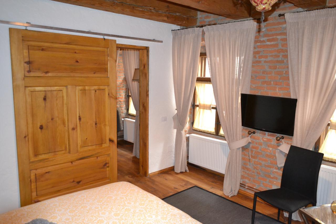 Aparthotel Casa Veche Braşov Esterno foto