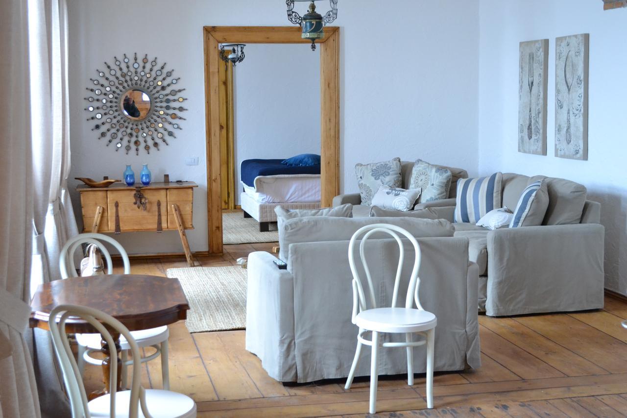 Aparthotel Casa Veche Braşov Esterno foto