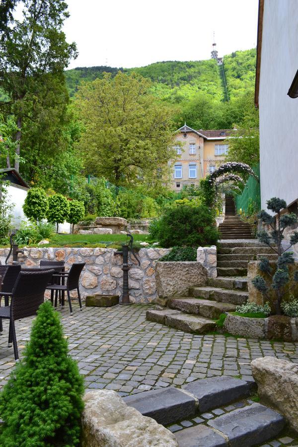 Aparthotel Casa Veche Braşov Esterno foto