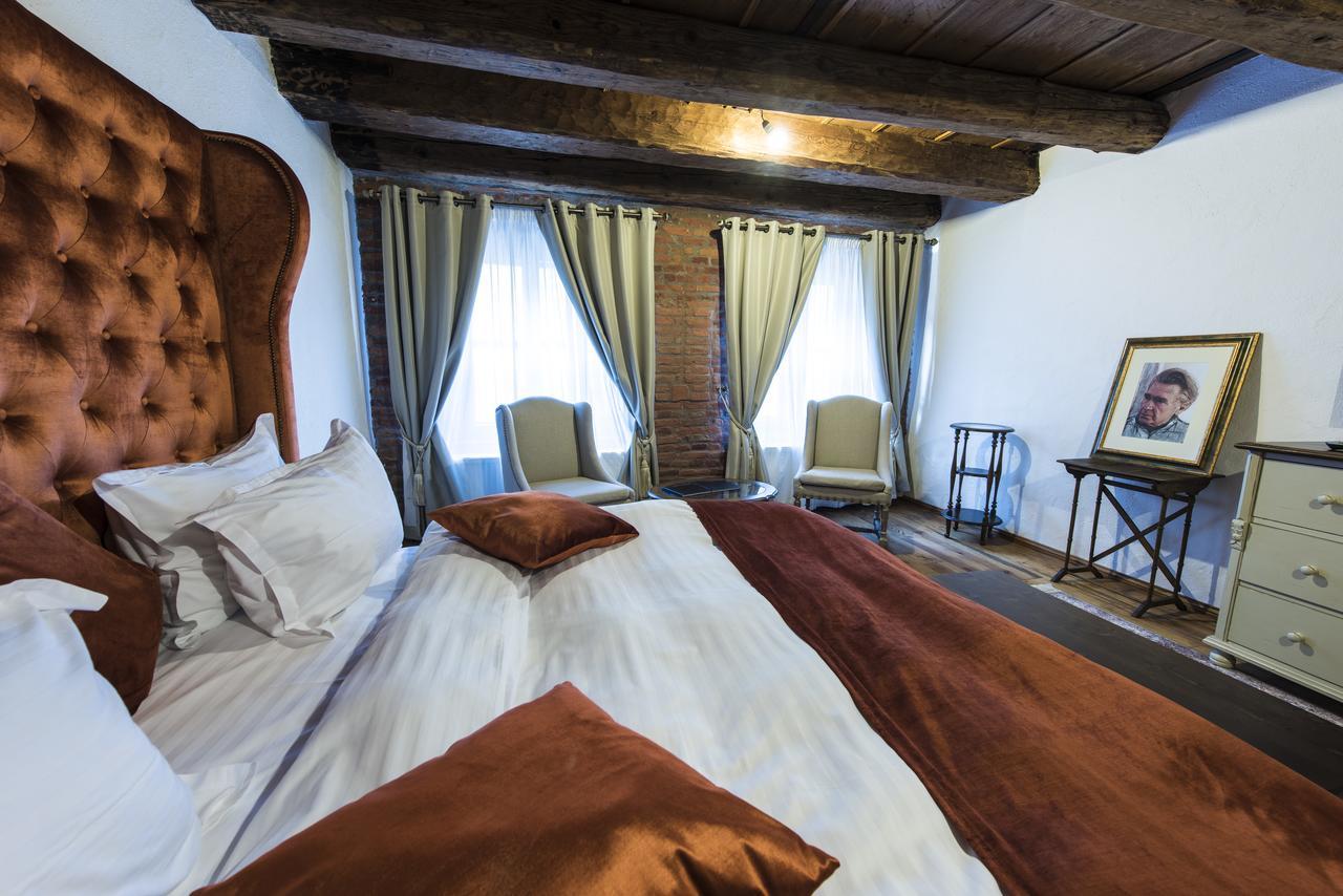 Aparthotel Casa Veche Braşov Camera foto