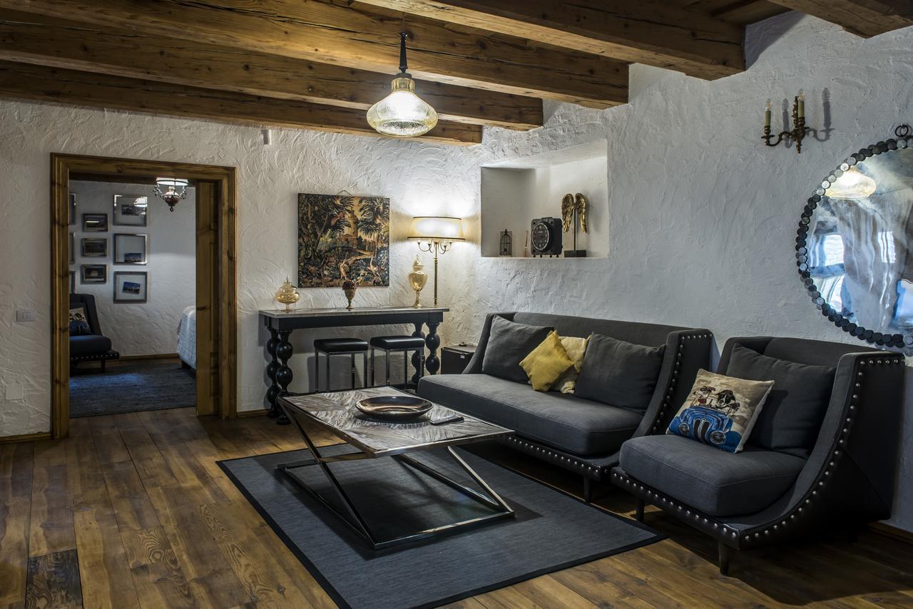 Aparthotel Casa Veche Braşov Esterno foto